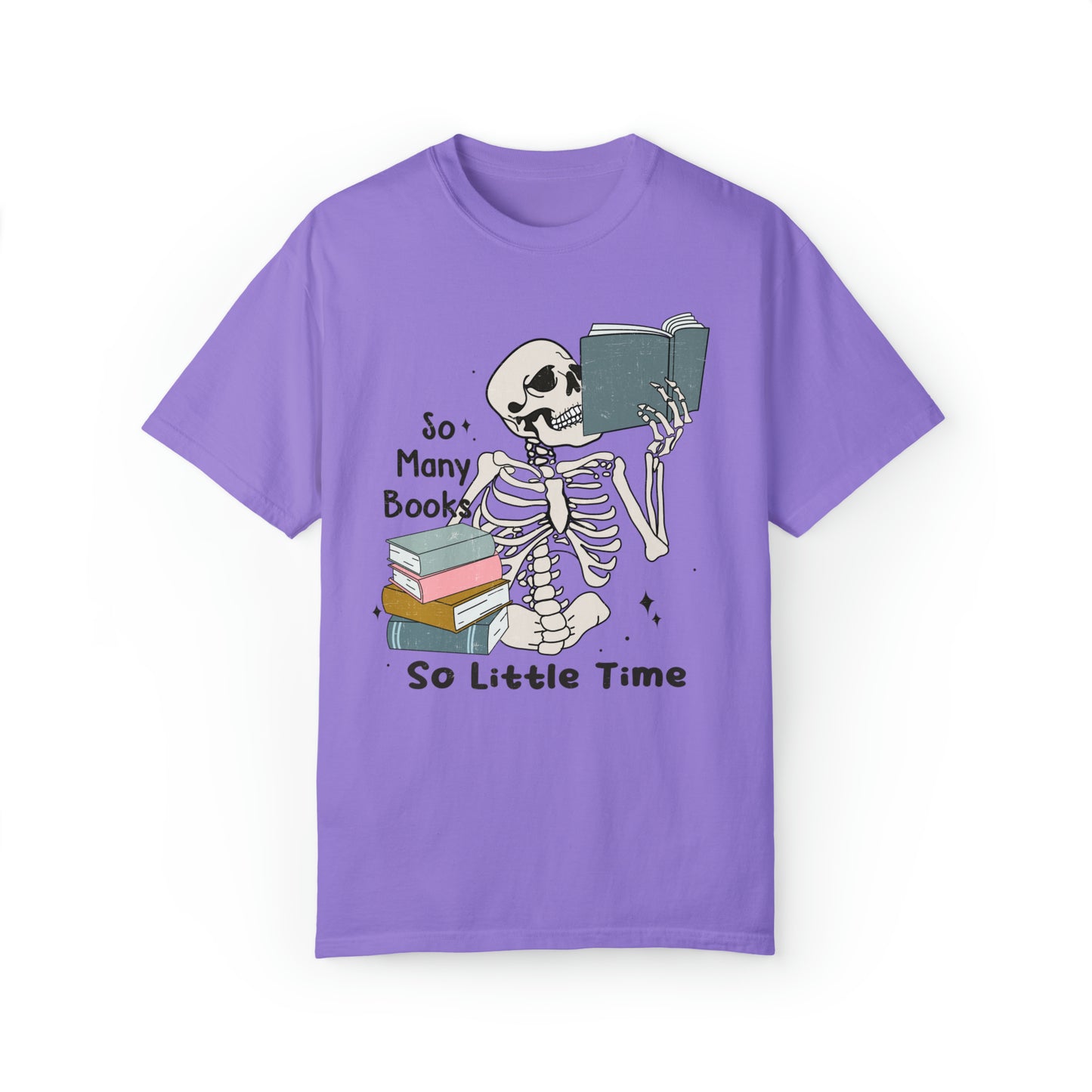 Comfort colors funny skeleton book lover tshirt, boho reading shirt, halloween spooky librarian tee, book tok outfit, gift idea for her