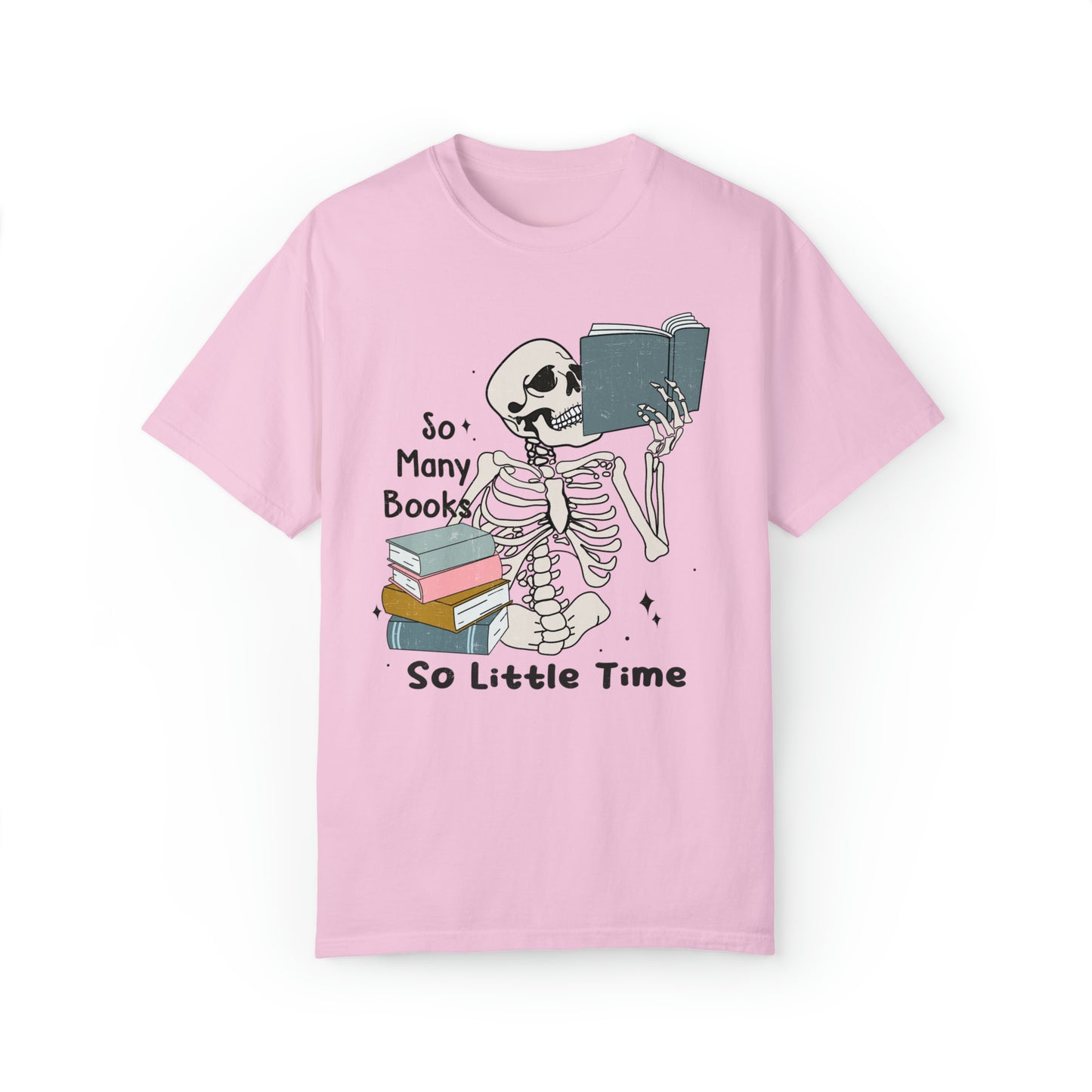 Comfort colors funny skeleton book lover tshirt, boho reading shirt, halloween spooky librarian tee, book tok outfit, gift idea for her