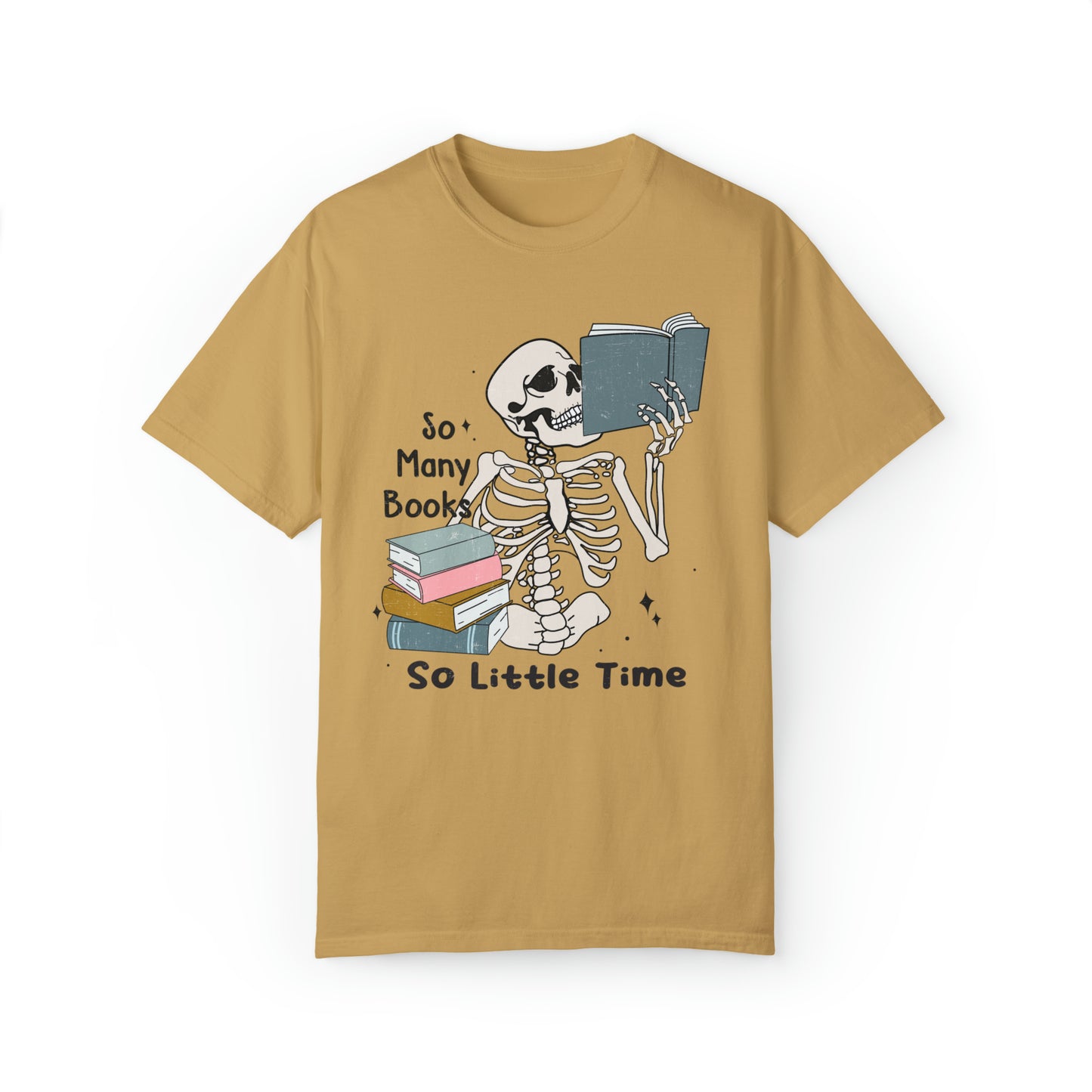 Comfort colors funny skeleton book lover tshirt, boho reading shirt, halloween spooky librarian tee, book tok outfit, gift idea for her