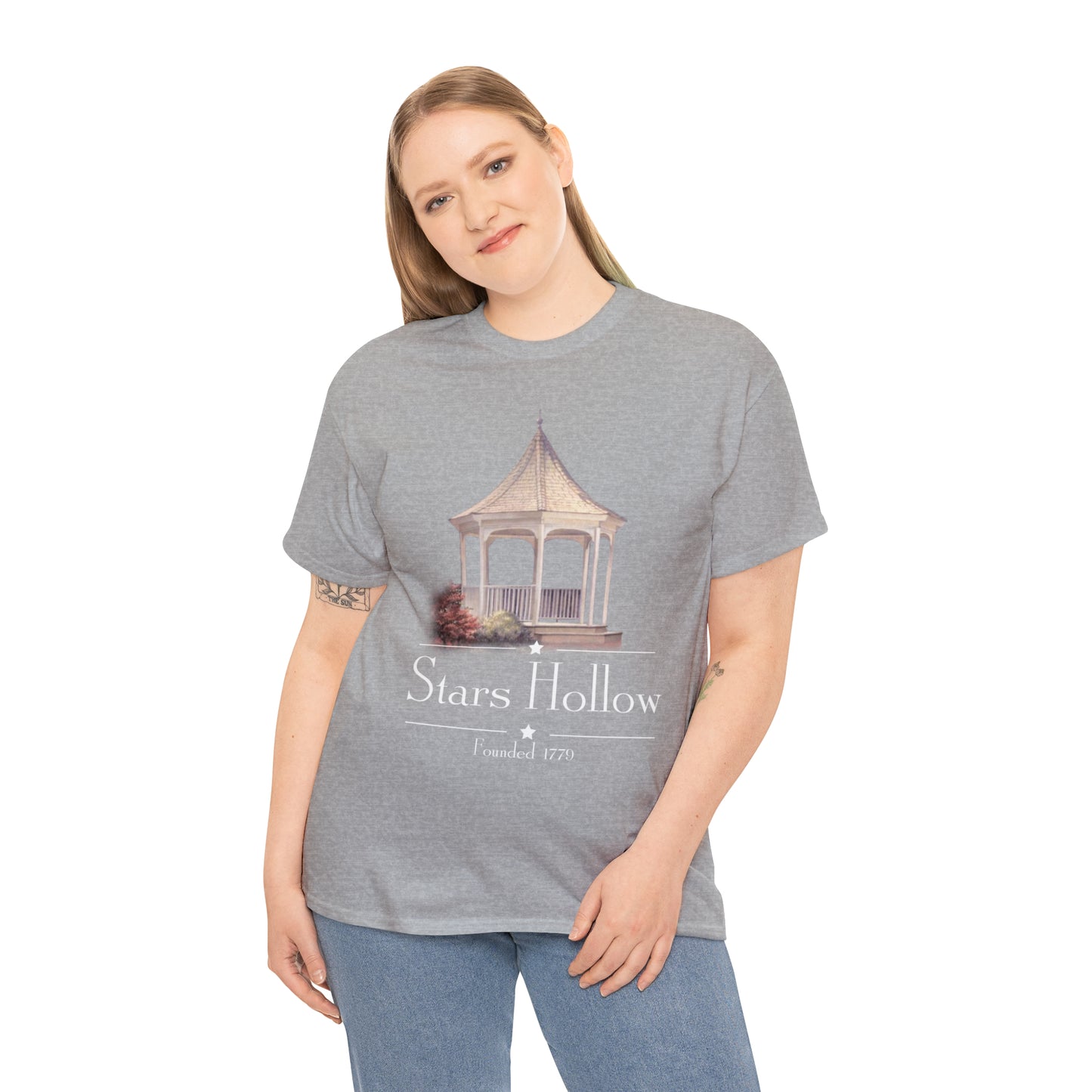 Stars Hollow tee, cute Rory shirt, minimalist lorelai hoodie, Gilmore girls tshirt, town gazebo shirt, fandom shirt, gift idea for millennial