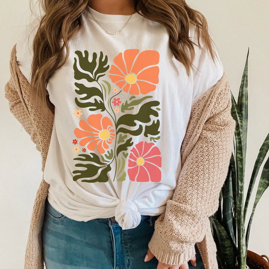 Boho Floral Vintage Comfort Colors, retro wild flowers, Cottagecore spring flowers, Oversized, Vintage inspired Tshirt