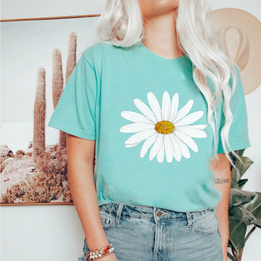 Daisy Shirt, Wildflower Shirt, Boho cottagecore Shirt, minimlalist Floral T-shirt, Birth Month Flower, Gift For Sister, Spring Summer Shirt